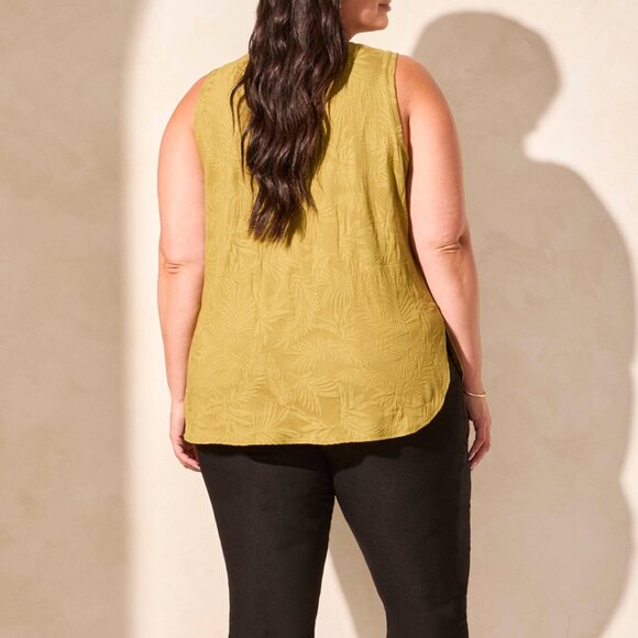 Tribal tank - Picture 4 of 4